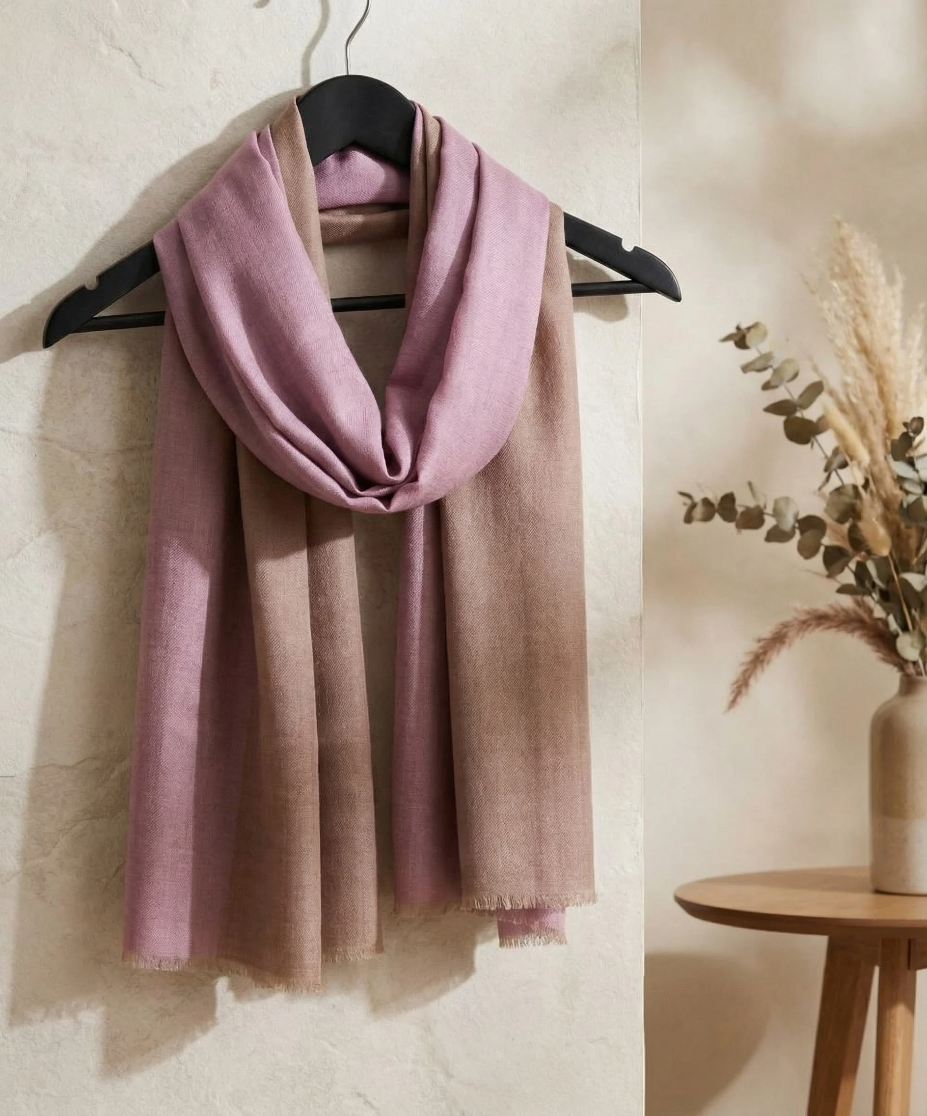 Reversible Pink and Beige Zari  Pashmina Cashmere Stole - Image 2