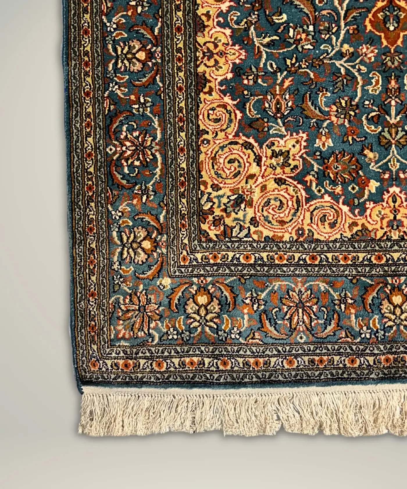 Carpet Handmade Silk (2.5 X 4’ft) - Image 4