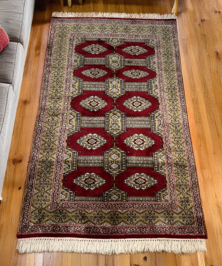 Carpet Handmade Silk On Cotton (2.5 X 4’ft)