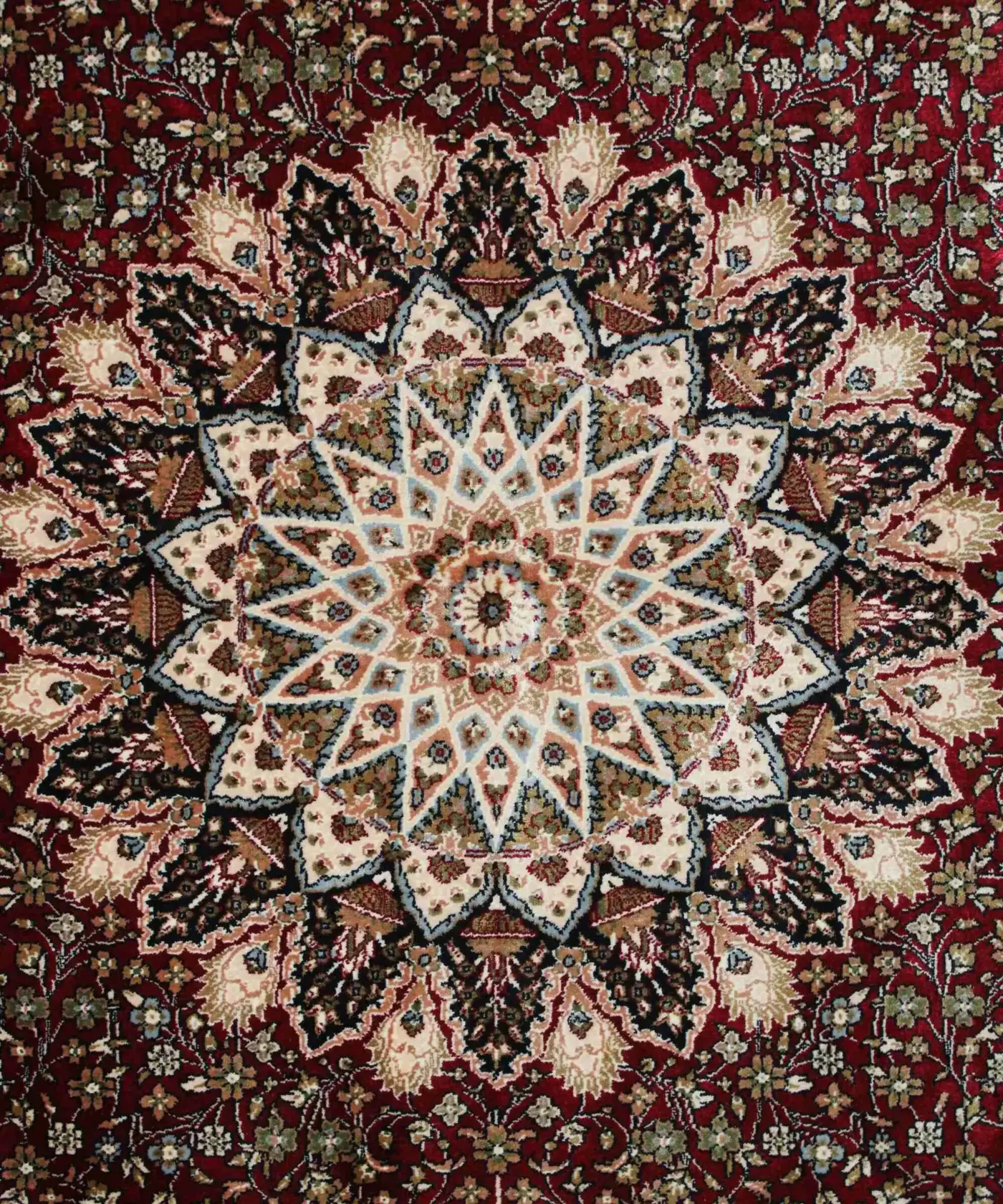 Carpet Floral Silk (4'x 6'Ft.) - Image 3