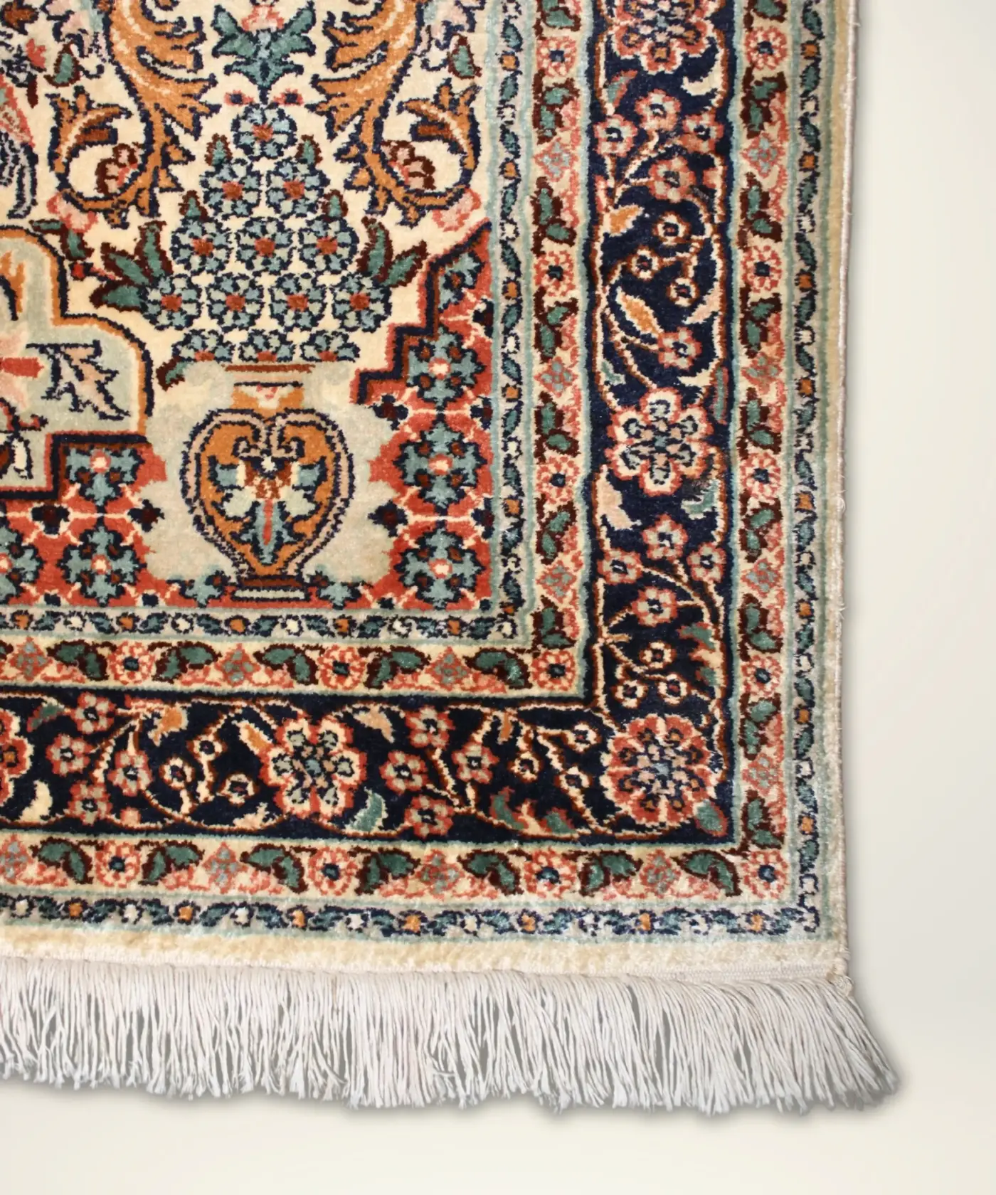 Carpet Handmade Silk On Cotton (2.5’ X 4’Ft.) - Image 2