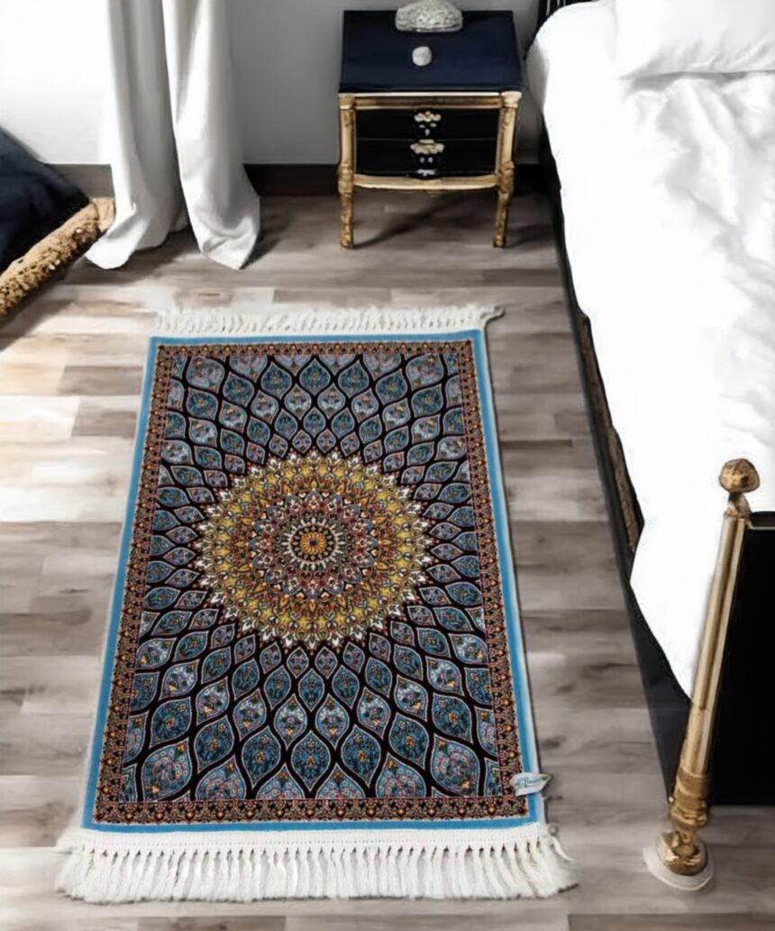 Oriental Woollen Carpet (2' x 3' Ft.)