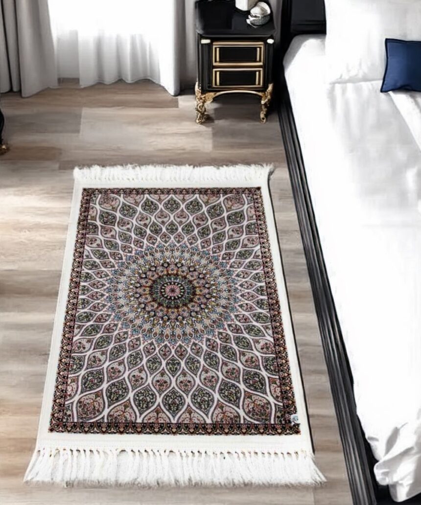 Carpet Woollen Oriental (2' x 3' Ft.)