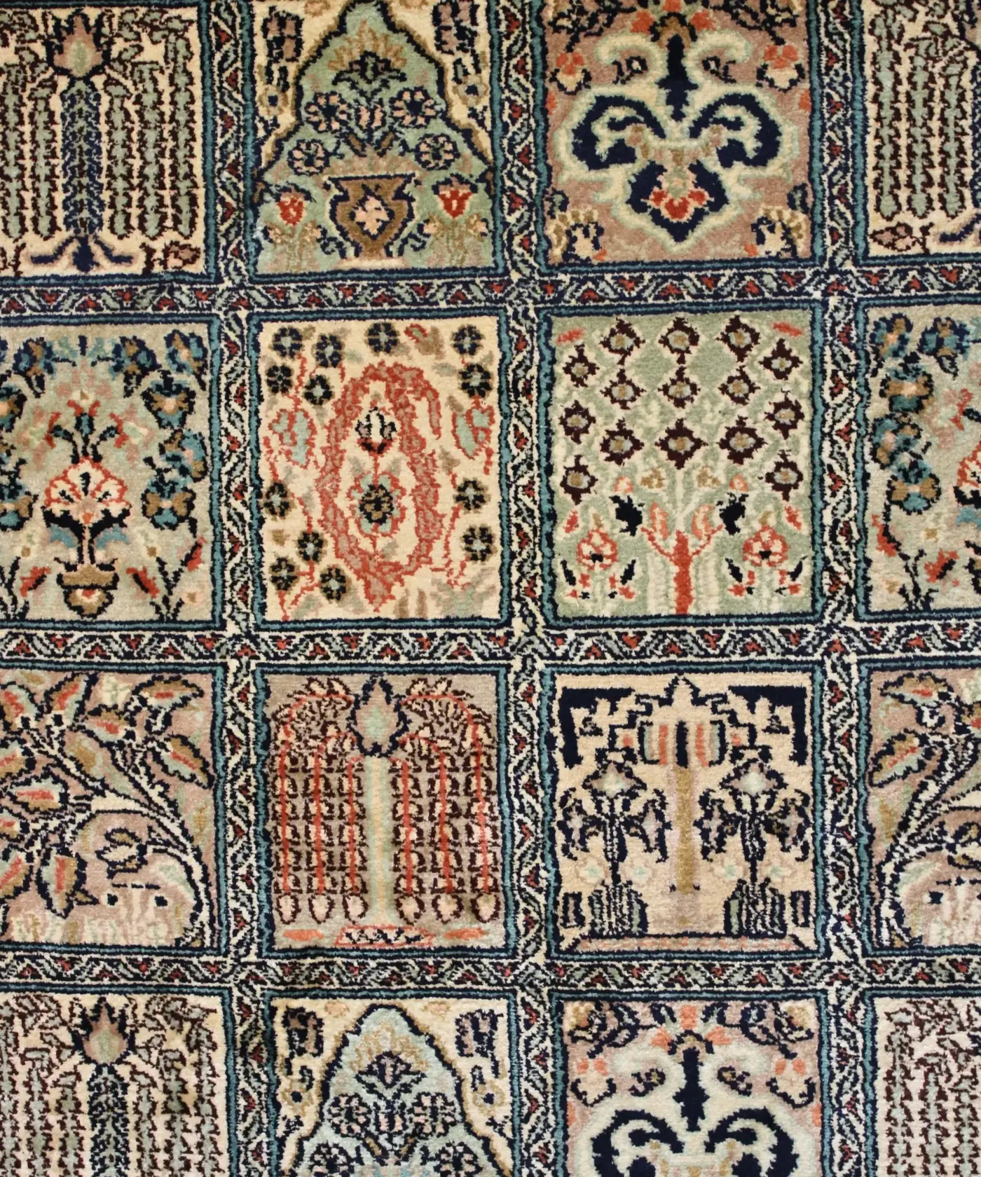 Carpet Handmade Silk On Cotton (3'x 5'Ft.) - Image 3