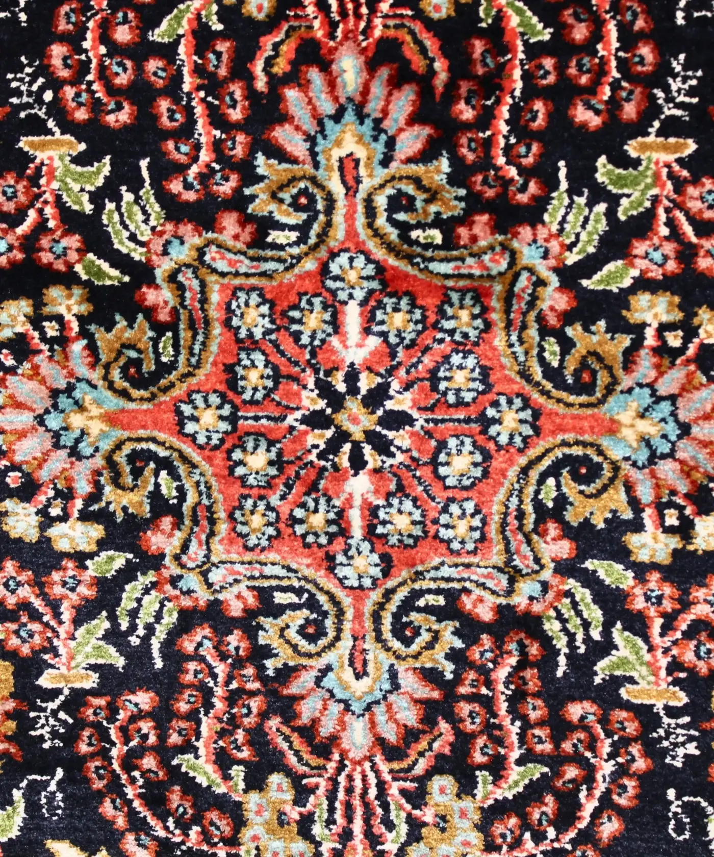 Carpet Handmade Silk On Cotton (2.5' X 4'ft) - Image 3
