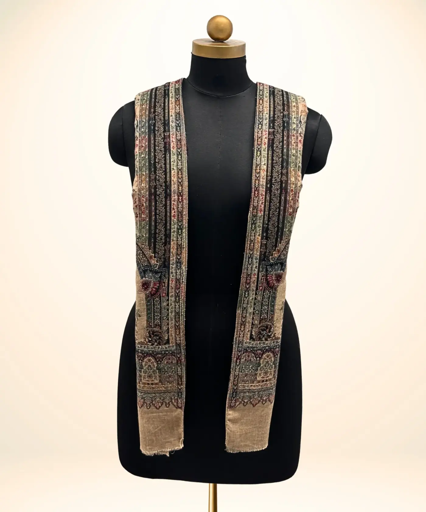 Kani Zari Stole - Image 28