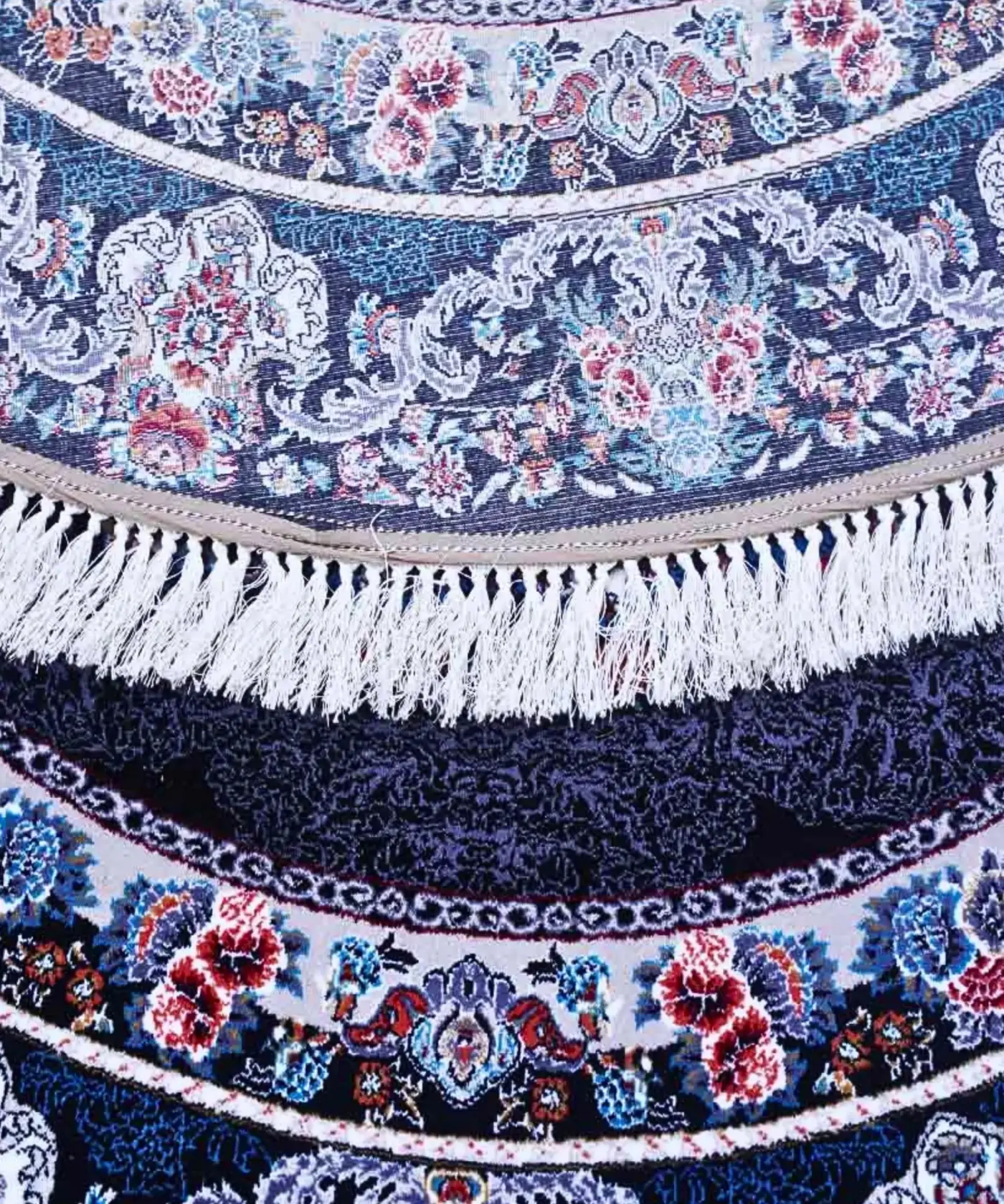 Round Woollen Carpet (6' x 6' Ft.) - Image 3