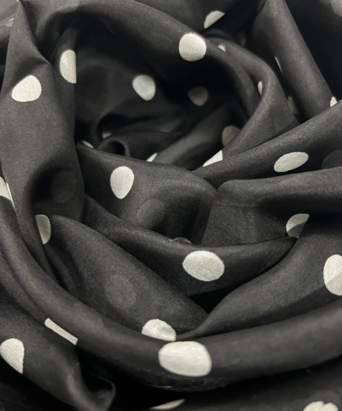 Scarf Silk Polka Dot - Image 17