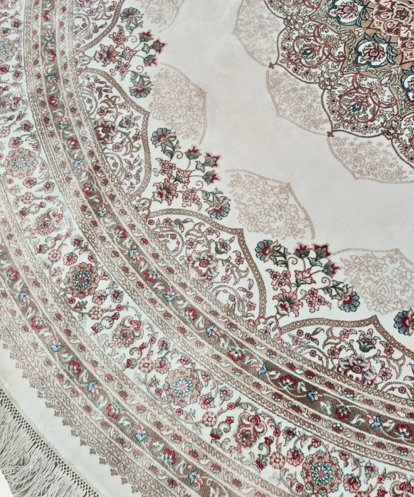 Carpet Round Silk 6'x6'ft - Image 3