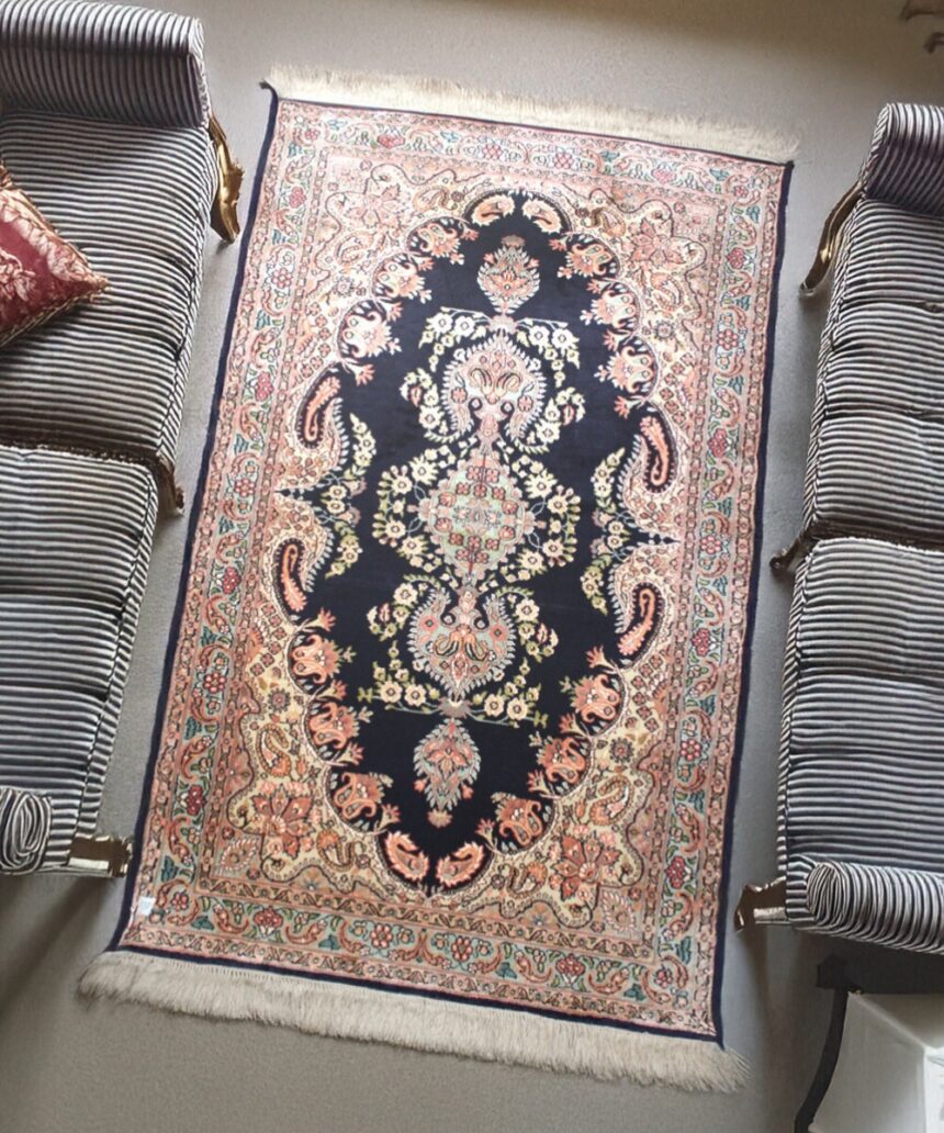 Carpet Handmade Silk On Cotton (3' X 5'ft)